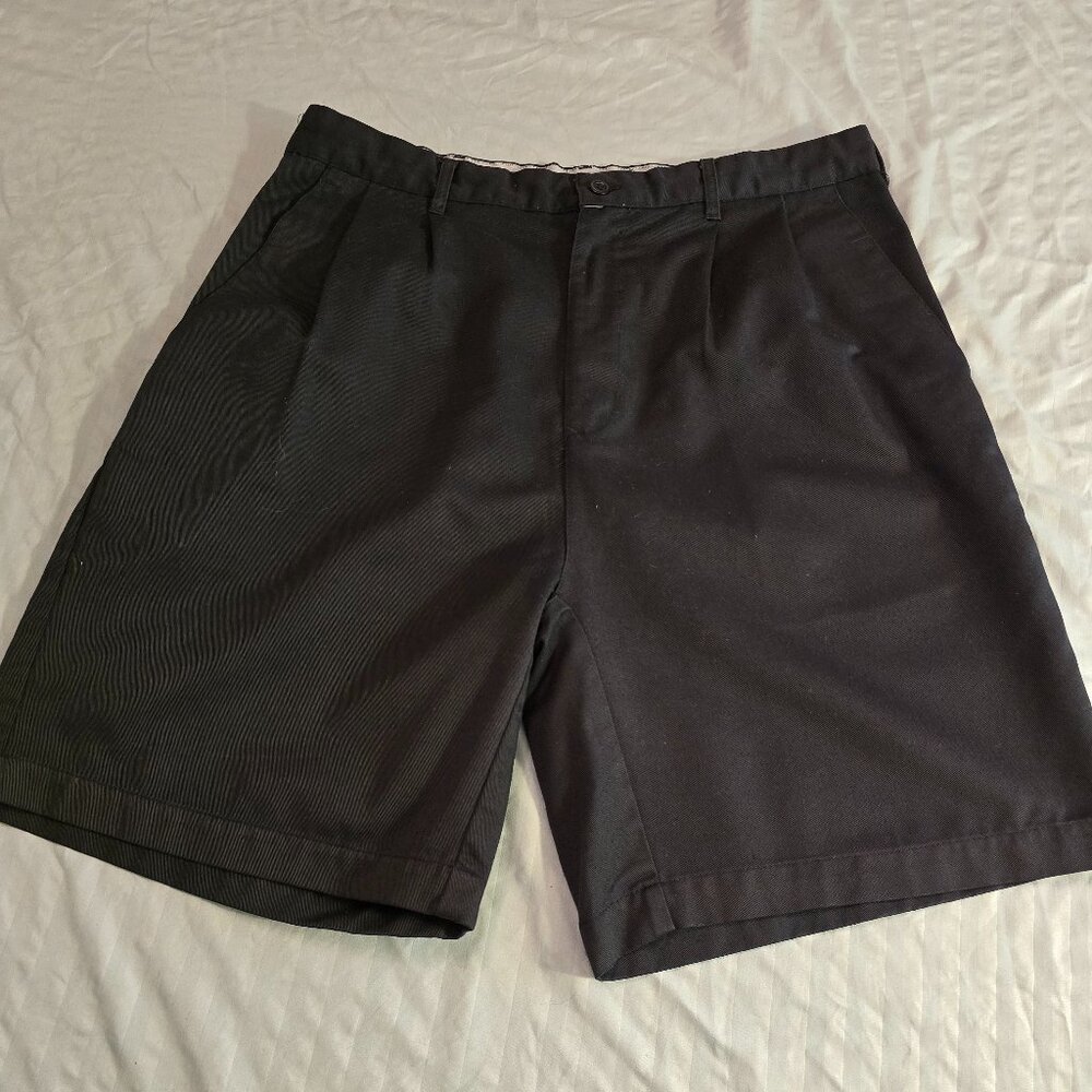 Men's Shorts Navy Blue Premier International size 34 Pleated Front